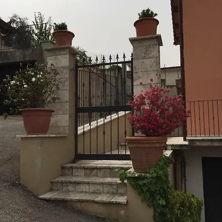Il Pesco 46 Apartment *